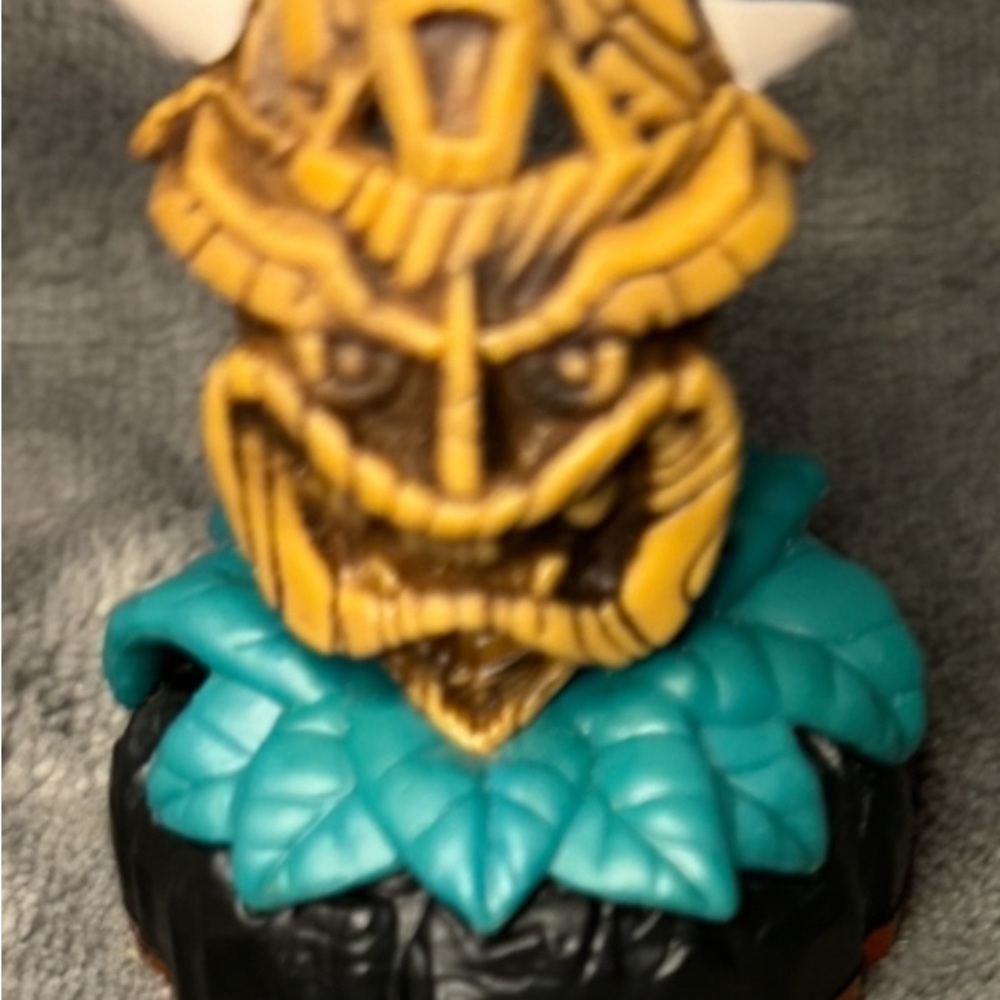 SKYLANDERS Trap Team Magic Tiki Speaky Figure